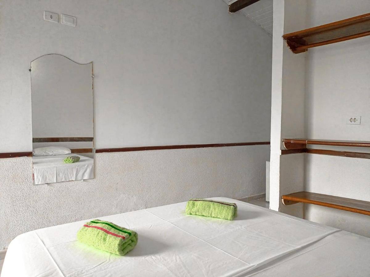 Chales Suites Pe Na Areia グアイビム エクステリア 写真