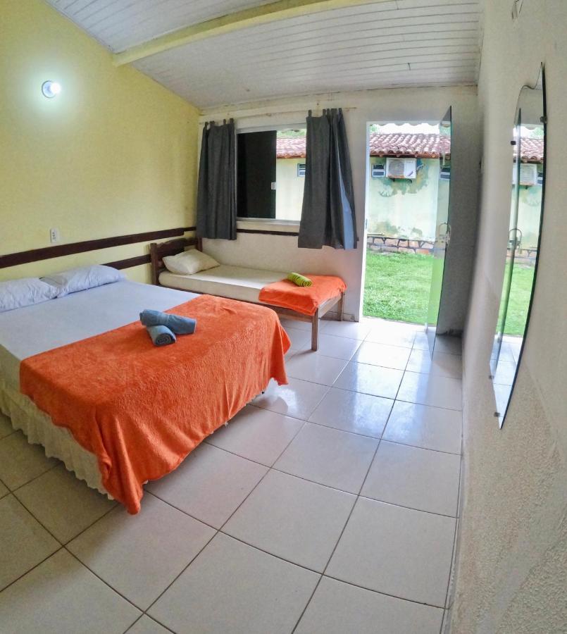 Chales Suites Pe Na Areia グアイビム エクステリア 写真